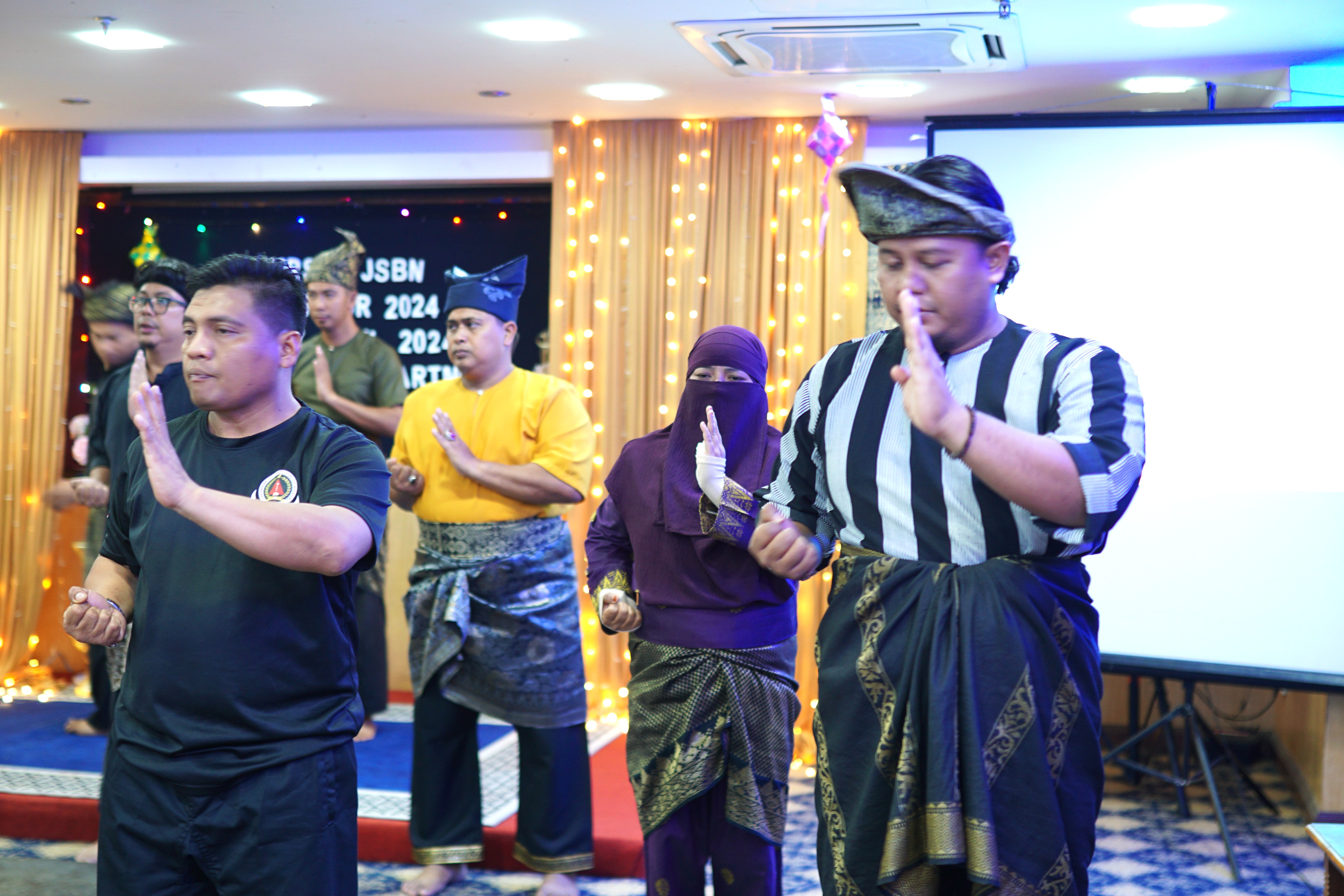 Kursus Jurulatih Seni Budaya Negara (JSBN) - Bidang Silat dan Gasing