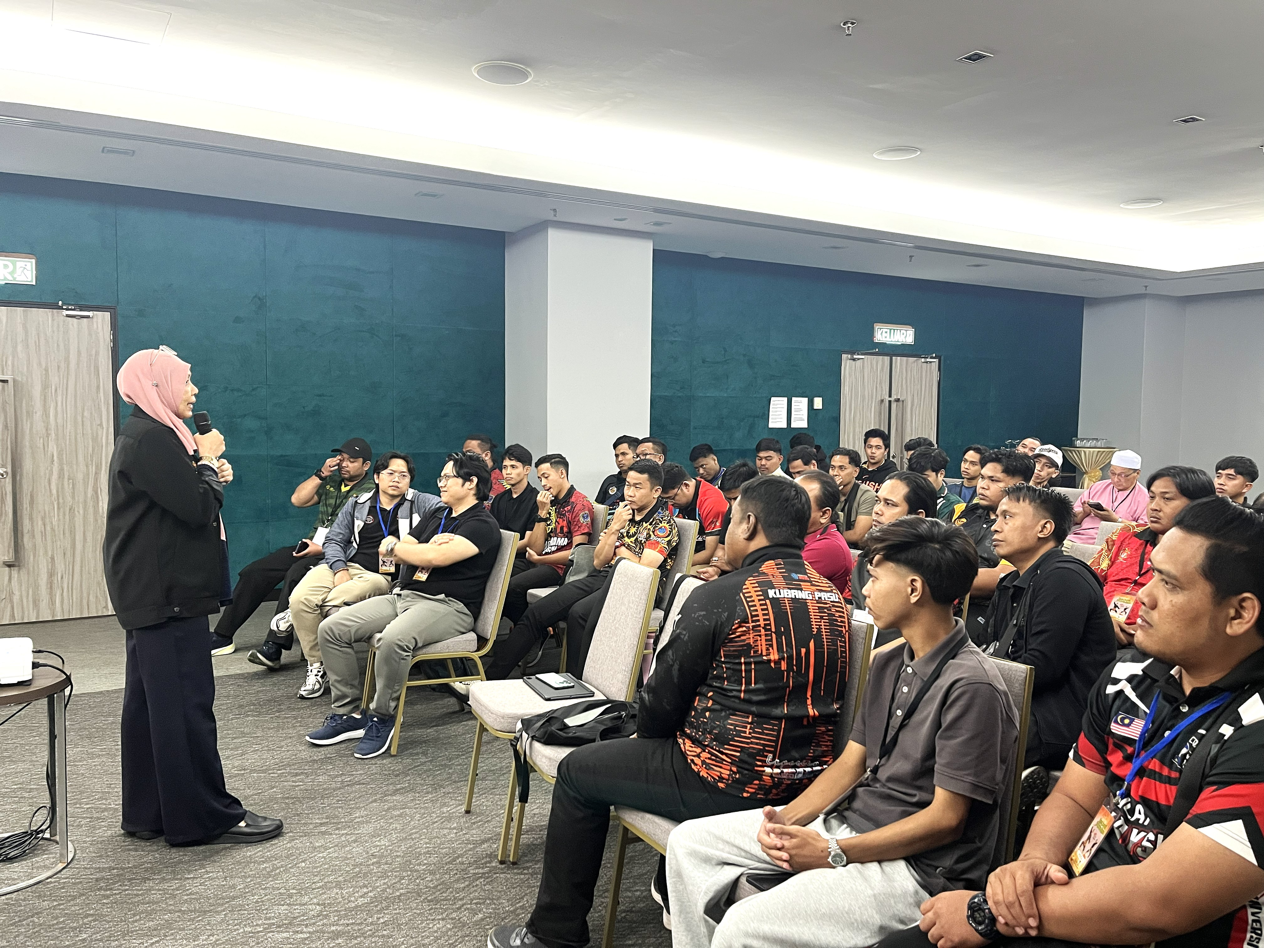 Kursus Jurulatih Seni Budaya Negara (JSBN) - Bidang Silat dan Gasing